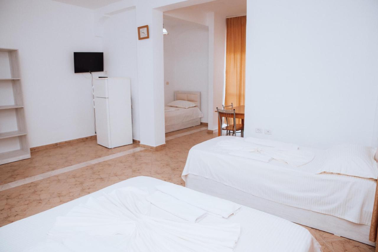 Hotel Perdja Velipojë Extérieur photo